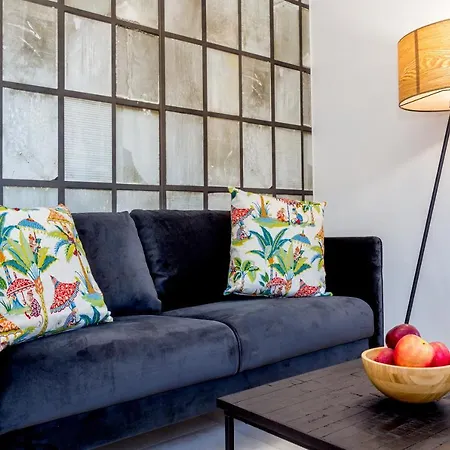 Appartement Capitis In The Centre Two Units- With A Private Pool & Balcony With Spectacular View-no Pool