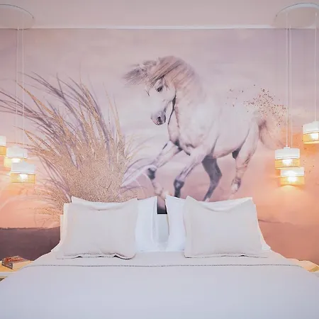 Capitis In The Centre - Private Pool & Balcony With Spectacular View-no Pool