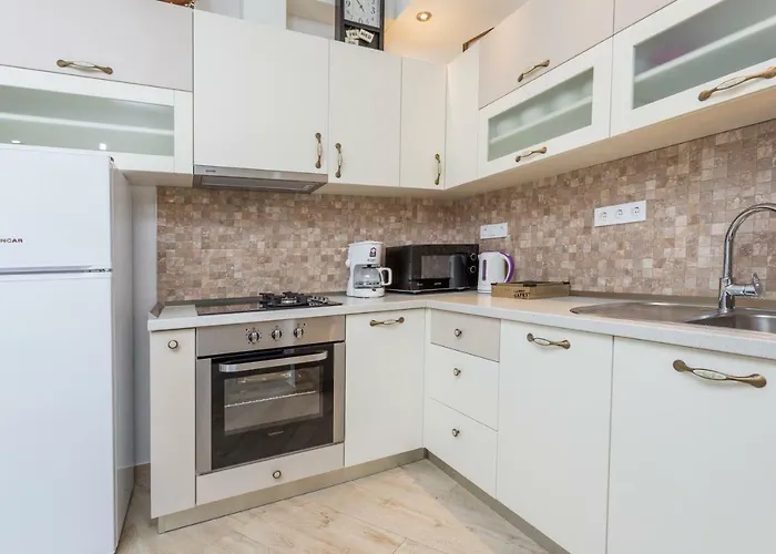 Capitis In The Centre - Private Pool & Balcony With Spectacular View-no Pool *