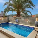 Capitis In The Centre - Private Pool & Balcony With Spectacular View-no Pool Hvar Town