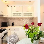 Capitis In The Centre - Private Pool & Balcony With Spectacular View-no Pool Appartement