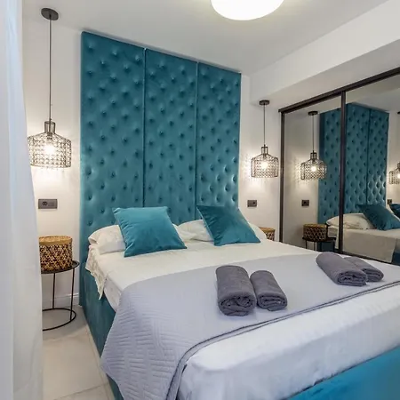 Capitis In The Centre - Private Pool & Balcony With Spectacular View-no Pool * Hvar Town
