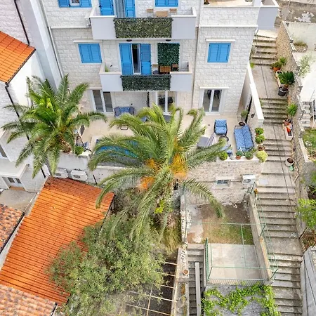 Capitis In The Centre - Private Pool & Balcony With Spectacular View-no Pool