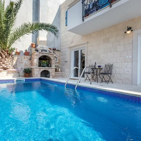 Apartament Villa Capitis In The Centre - Private Pool Villa & Balcony Apartment With Spectacular View-No Pool Hvar Town