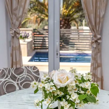 Villa Capitis In The Centre - Private Pool Villa & Balcony Apartment With Spectacular View-No Pool Apartament