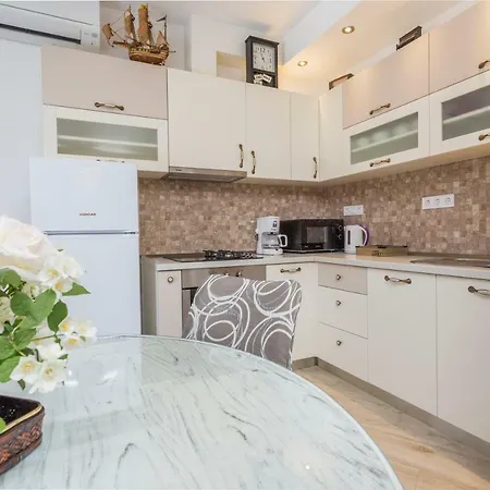 Villa Capitis In The Centre - Private Pool Villa & Balcony Apartment With Spectacular View-No Pool Apartamento Hvar Town