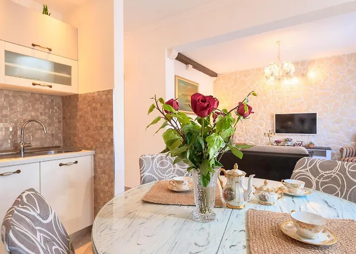 Capitis In The Centre - Private Pool & Balcony With Spectacular View-no Pool * Hvar Town