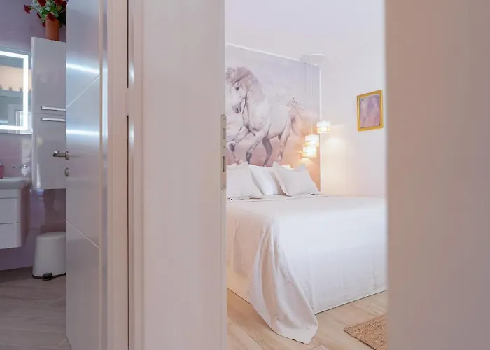 Capitis In The Centre - Private Pool & Balcony With Spectacular View-no Pool