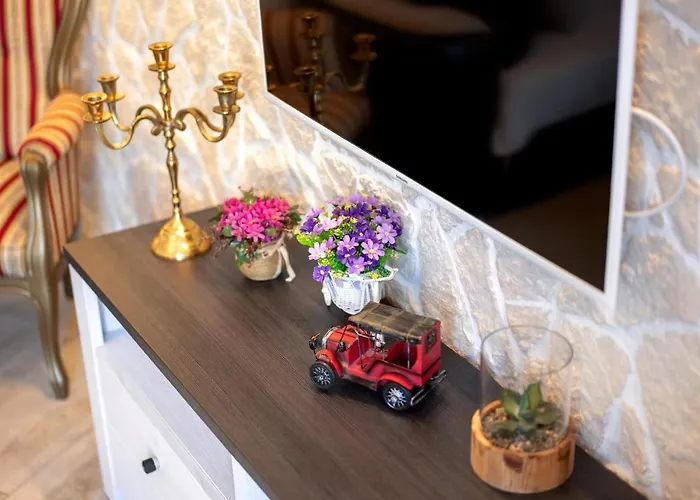 Capitis In The Centre - Private Pool & Balcony With Spectacular View-no Pool