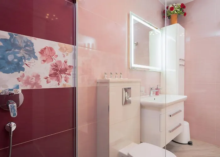 Capitis In The Centre - Private Pool & Balcony With Spectacular View-no Pool