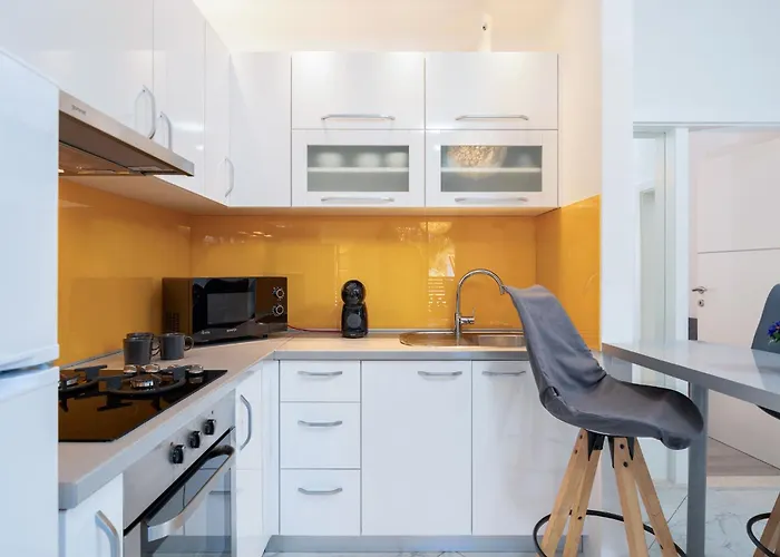 Capitis In The Centre - Private Pool & Balcony With Spectacular View-no Pool Apartament *