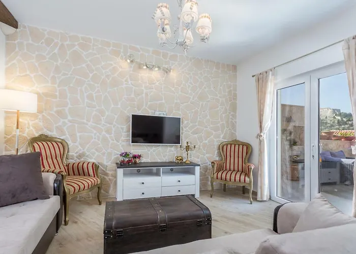 Capitis In The Centre - Private Pool & Balcony With Spectacular View-no Pool Apartament Hvar Town