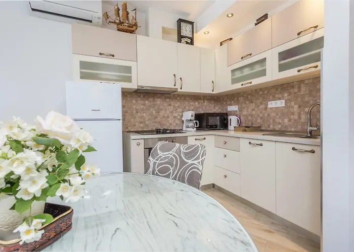 Capitis In The Centre - Private Pool & Balcony With Spectacular View-no Pool Appartement Hvar Town