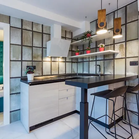 Capitis In The Centre - Private Pool & Balcony With Spectacular View-no Pool Apartman *