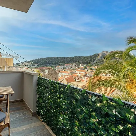 Capitis In The Centre - Private Pool & Balcony With Spectacular View-no Pool Hvar Town