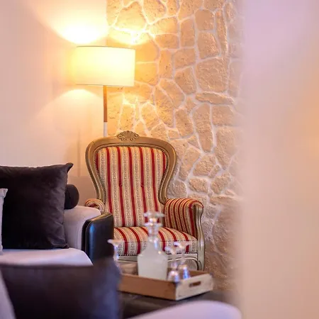 Apartman Capitis In The Centre - Private Pool & Balcony With Spectacular View-no Pool
